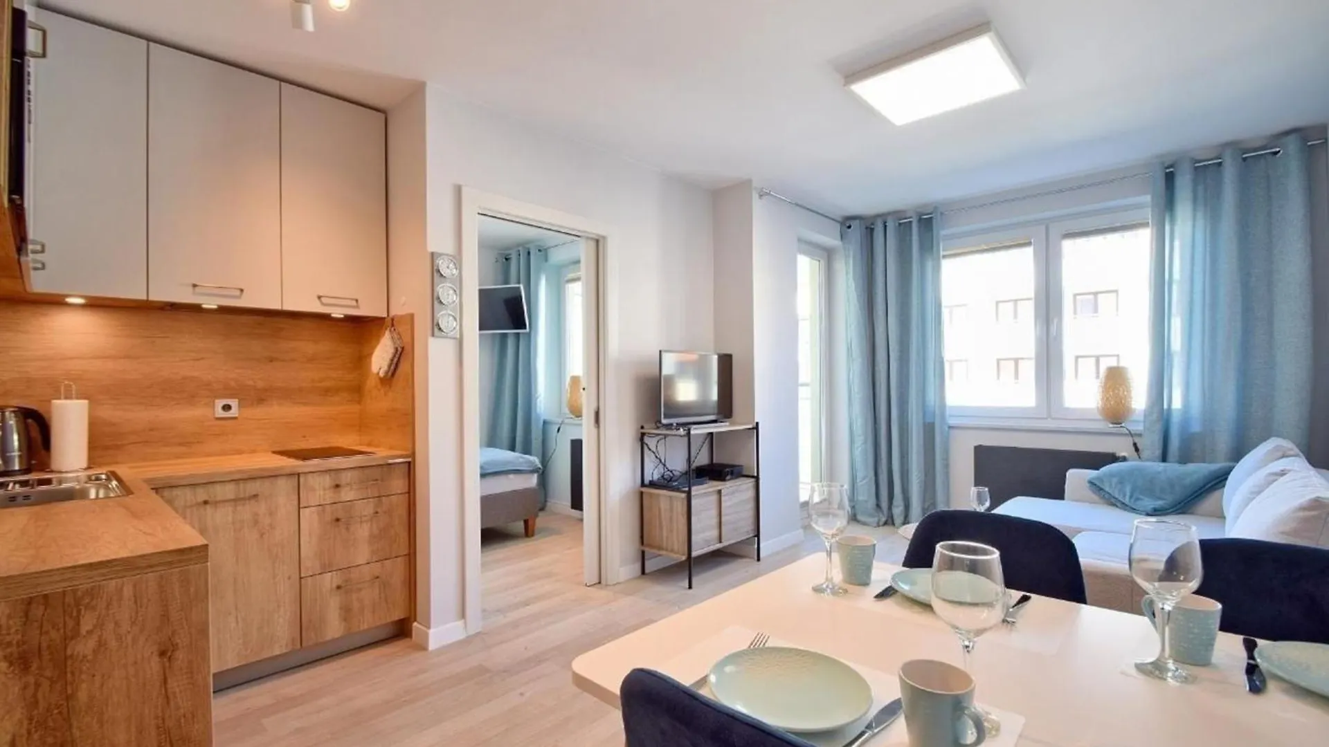 Charmantes Appartement In Kolberg Mit Garten Apartment Kolobrzeg